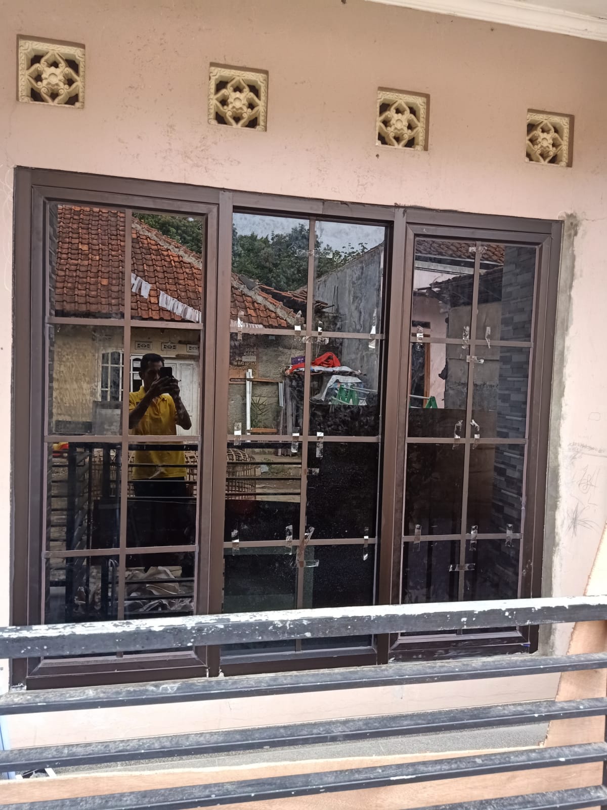 Proyek Kusen & Kaca 11